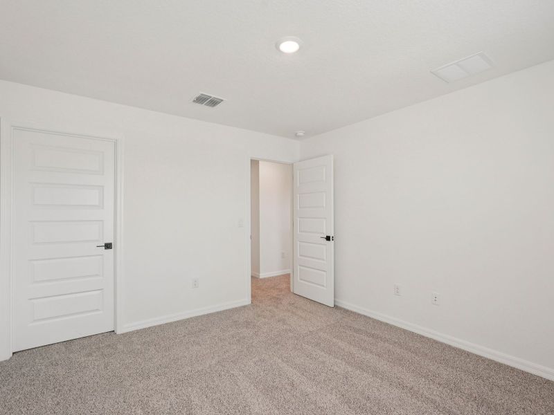 Spacious, unfurnished interior of a new home in Oakfield Trails - Signature Series, Parrish (Image 20). Spacious, unfurnished interior of a new home in Oakfield Trails - Signature Series, Parrish (Image 20).