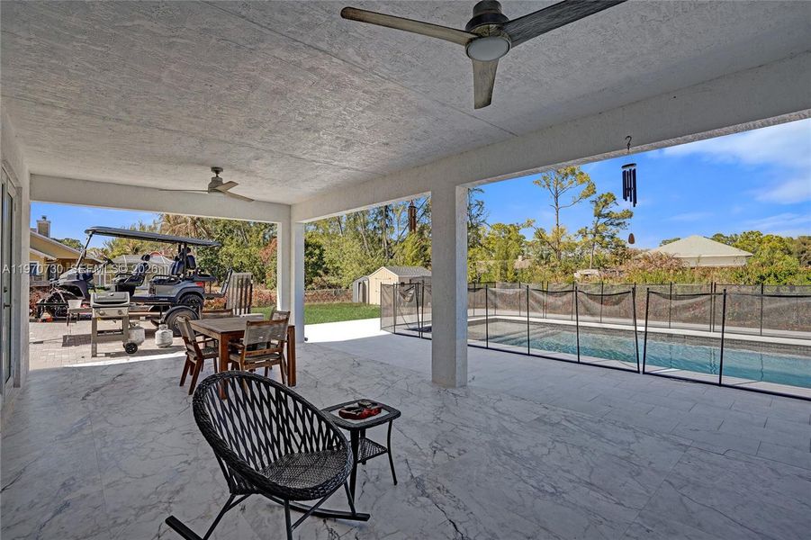 Exterior details and patio area of a home in , Loxahatchee (Image 4).