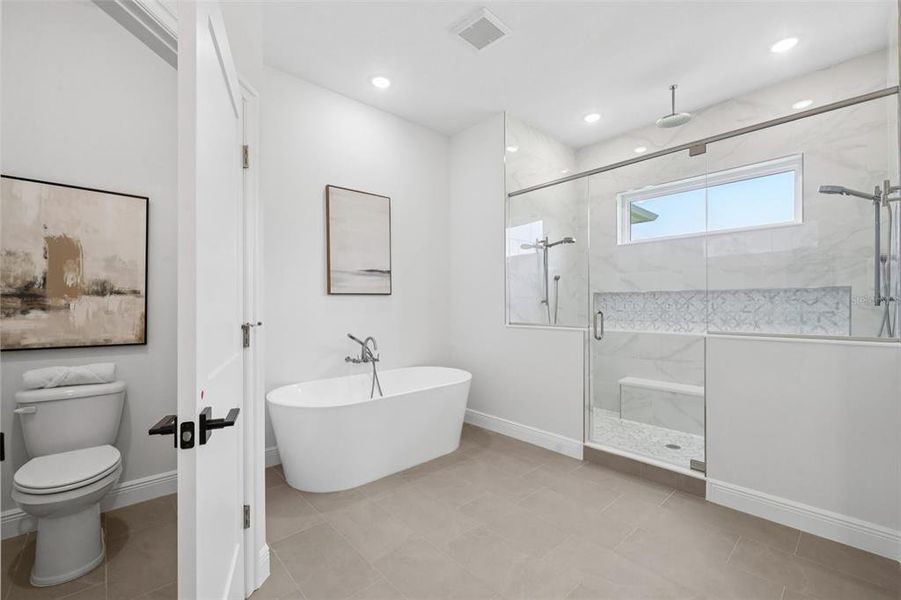 Furnished interior view inside a new home in , Tampa (Image 16).