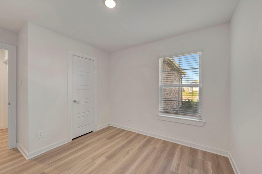 Spacious, unfurnished interior of a new home in Moran Ranch, Willis (Image 27).