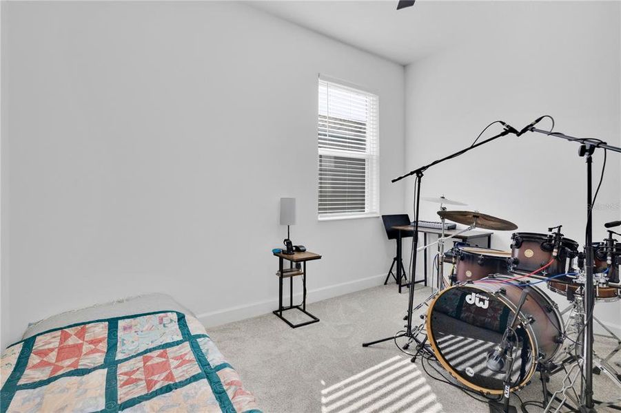 Furnished interior view inside a new home in , Clermont (Image 10).