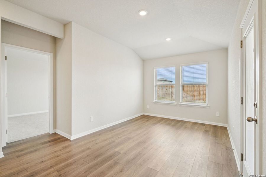 Spacious, unfurnished interior of a new home in Legendary Trails - Premier Series, Cibolo (Image 34).