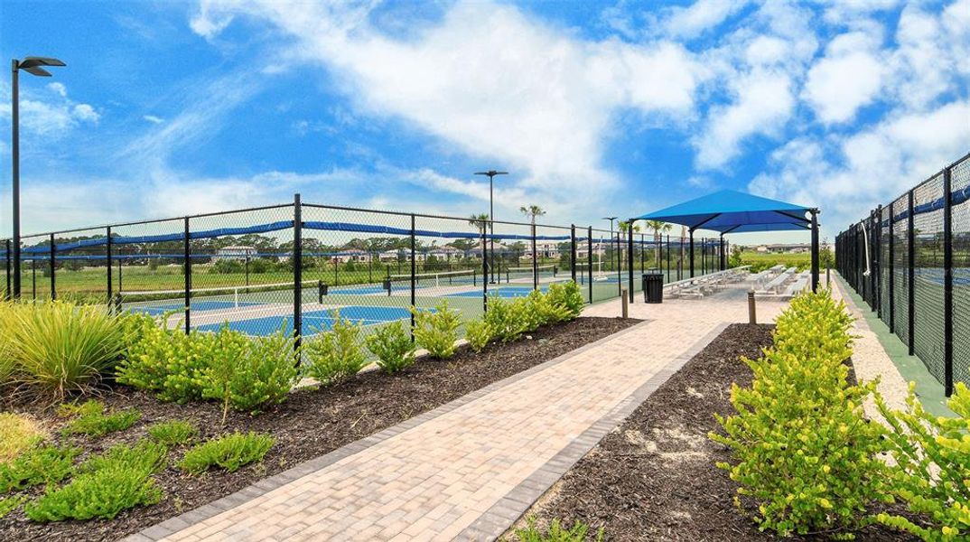 Community amenities in , Nokomis (Image 55).