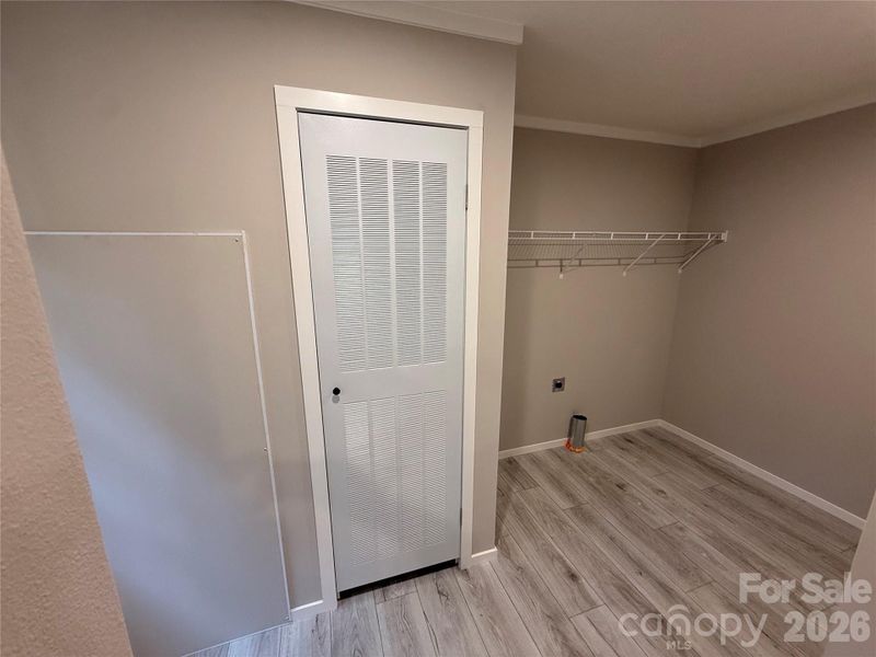 Spacious, unfurnished interior of a new home in , Morganton (Image 13).