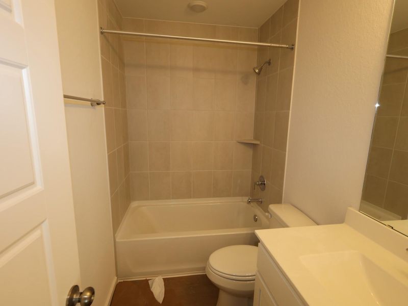 Image 21 of a home in Pinewood at Grand Texas.