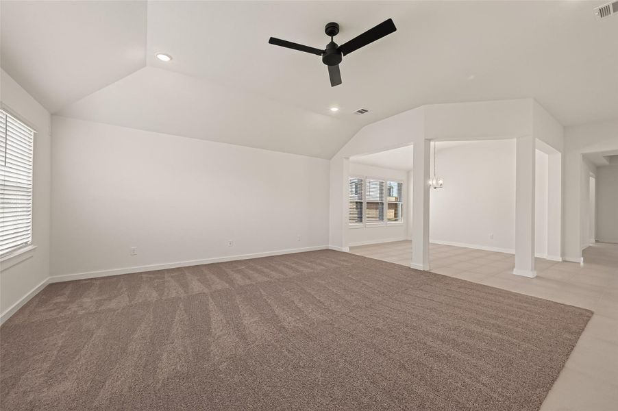 Spacious, unfurnished interior of a new home in Foxtail Palms, Manvel (Image 36). Spacious, unfurnished interior of a new home in Foxtail Palms, Manvel (Image 36).