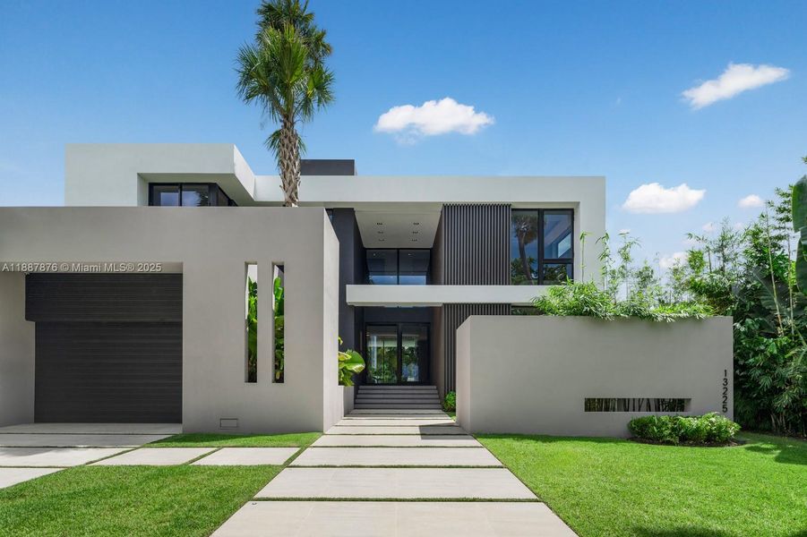 Image 48 of a home in .