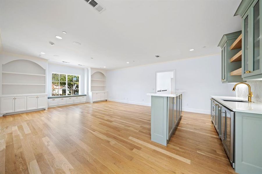 Spacious, unfurnished interior of a new home in , Dallas (Image 36). Spacious, unfurnished interior of a new home in , Dallas (Image 36).
