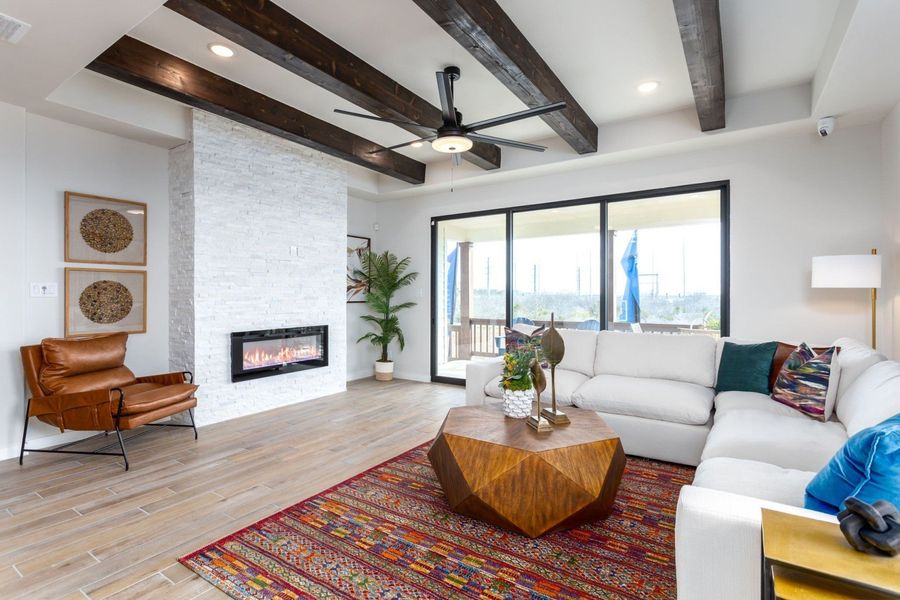 Representative furnished interior of a home built from the Cloudcroft by Hakes Brothers in Hunters Ranch, San Antonio (Image 10).