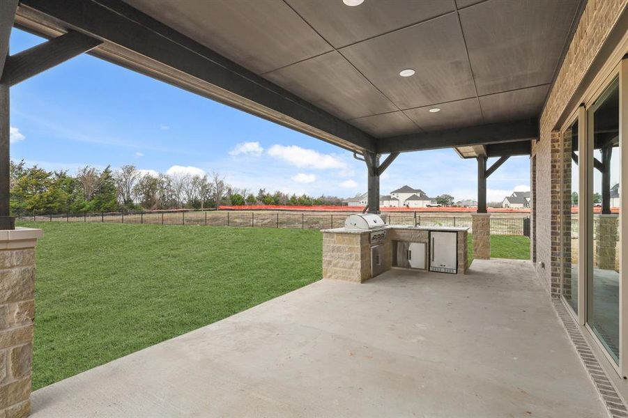 Exterior details and patio area of a home in Chapel View, Heath (Image 3).