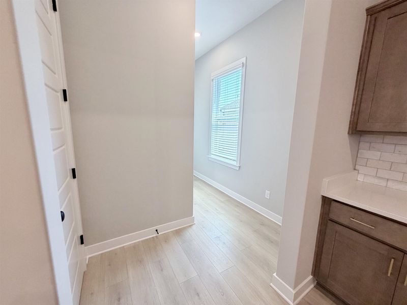 Spacious, unfurnished interior of a new home in Lockwood, Collierville (Image 17).