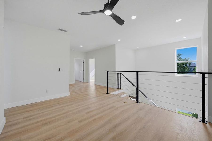 Spacious, unfurnished interior of a new home in , Tampa (Image 66).