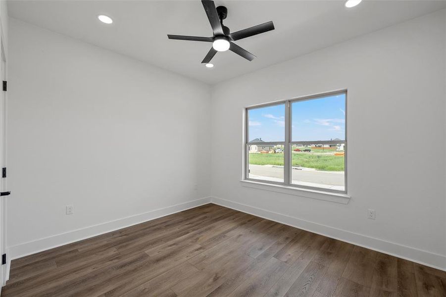 Spacious, unfurnished interior of a new home in , Hewitt (Image 23).