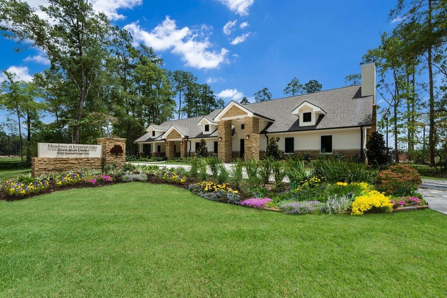 Community amenities in , Spring (Image 5).
