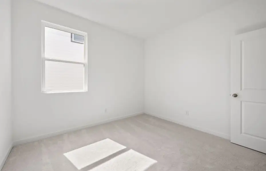 Spacious, unfurnished interior of a new home in Sunfield, Buda (Image 20). Spacious, unfurnished interior of a new home in Sunfield, Buda (Image 20).