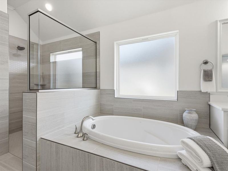 Furnished interior view inside a new home in , Granbury (Image 10).