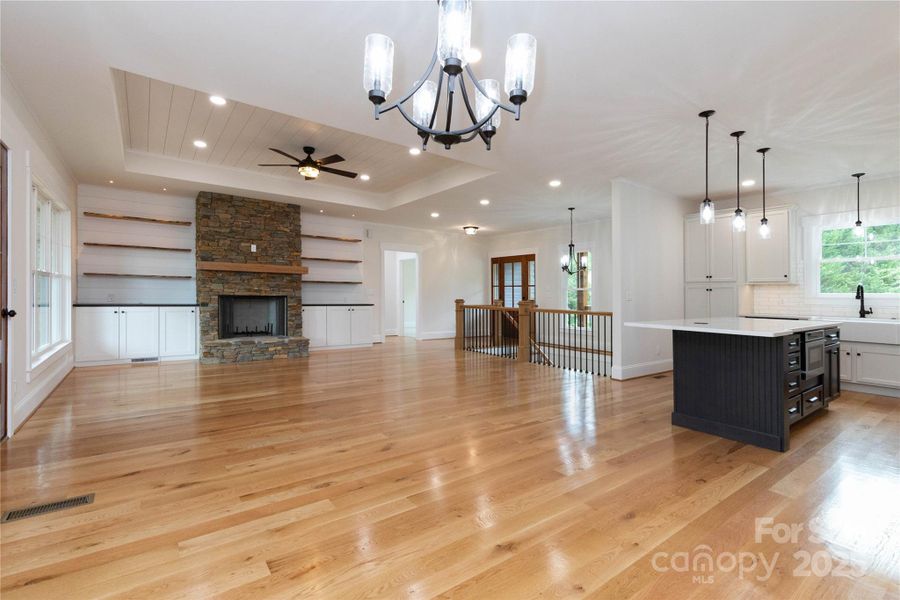 Living/Dining Room Living/Dining Room