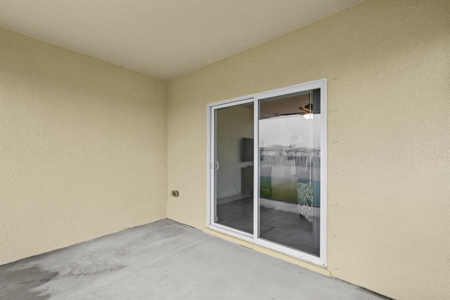 Spacious, unfurnished interior of a new home in , Port St. Lucie (Image 19).