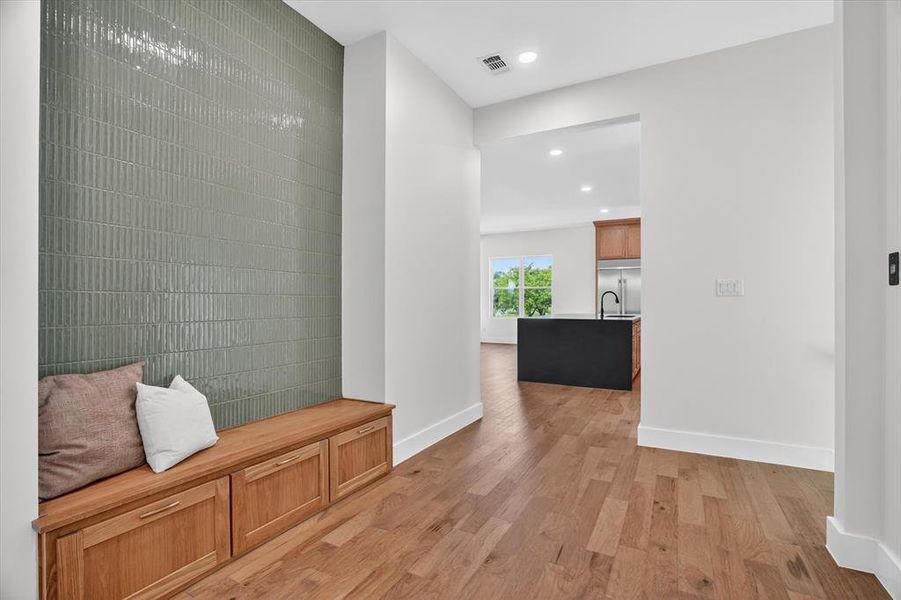 Furnished interior view inside a new home in , Weatherford (Image 9).