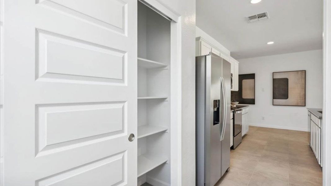Furnished interior view inside a new home in Carlton Commons, Casa Grande (Image 10).