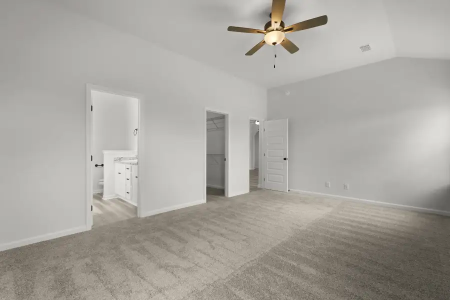Representative unfurnished interior of a home built from the The Stafford by RTS Homes in Lakeside at Fifteen West, Hinesville (Image 33).