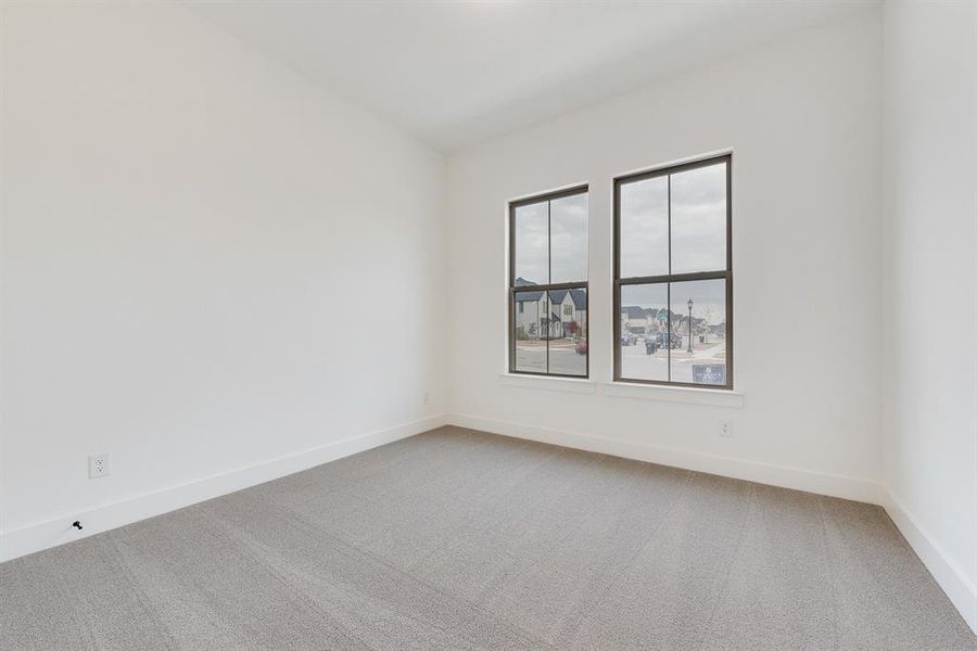 Spacious, unfurnished interior of a new home in Estates at Rockhill, Frisco (Image 29).