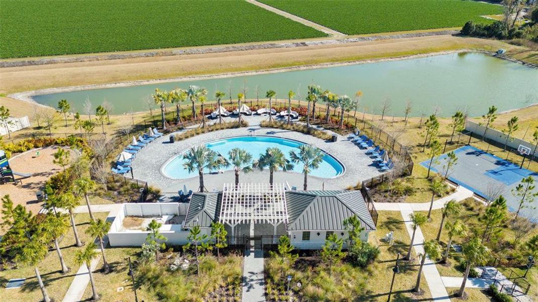 Community amenities in Park East, Plant City (Image 16).