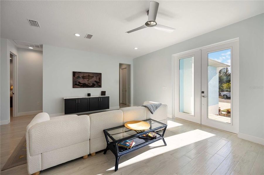 Furnished interior view inside a new home in , Port Charlotte (Image 15).