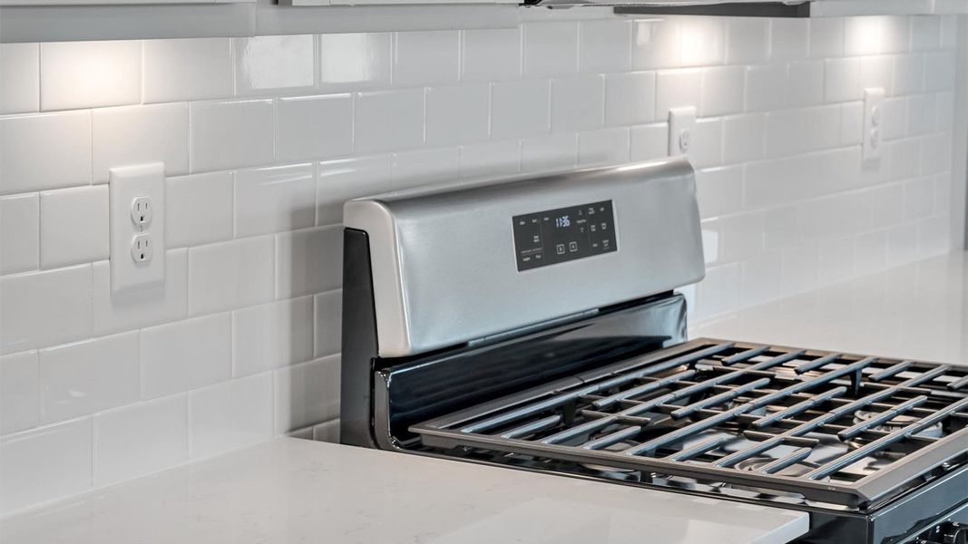 Representative furnished interior of a home built from the DESMOND by D.R. Horton in Nexus South, Gallatin (Image 11).