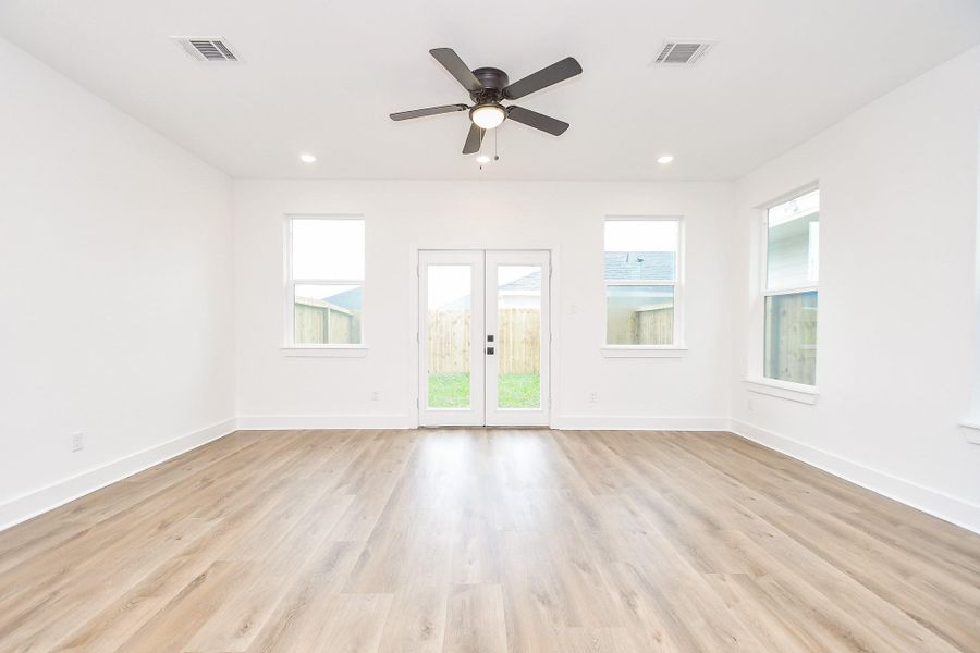 Spacious, unfurnished interior of a new home in , Houston (Image 19). Spacious, unfurnished interior of a new home in , Houston (Image 19).