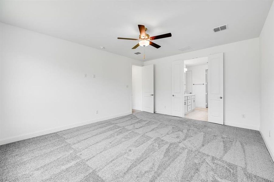 1408 Holly Trail ~ Ready Now!