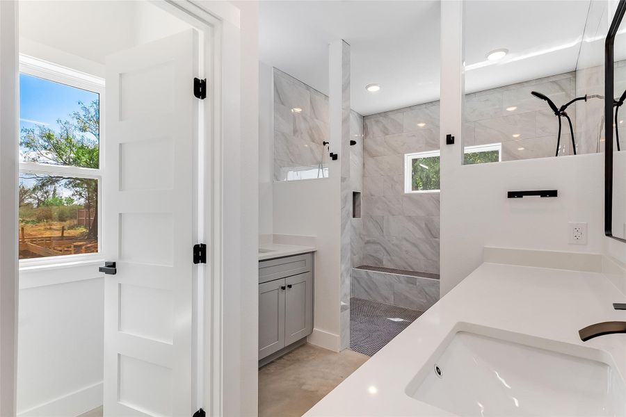 Furnished interior view inside a new home in , Marble Falls (Image 4).