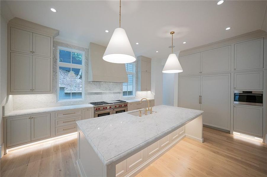 Furnished interior view inside a new home in Blue Heron Walk, Atlanta (Image 4).