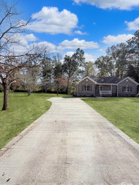 Natural landscape and outdoor views near in Orangeburg (Image 29). Natural landscape and outdoor views near in Orangeburg (Image 29).