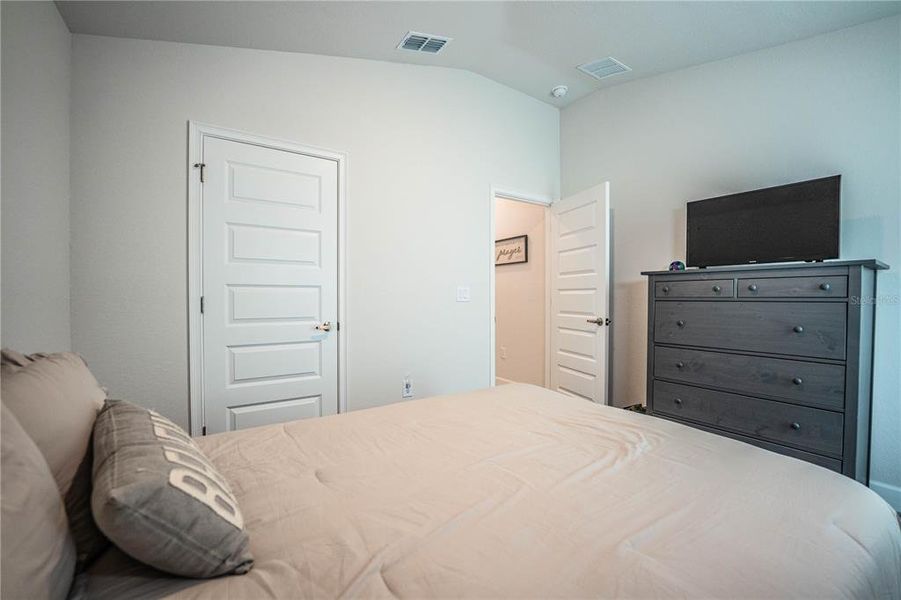 Furnished interior view inside a new home in , Winter Haven (Image 4).