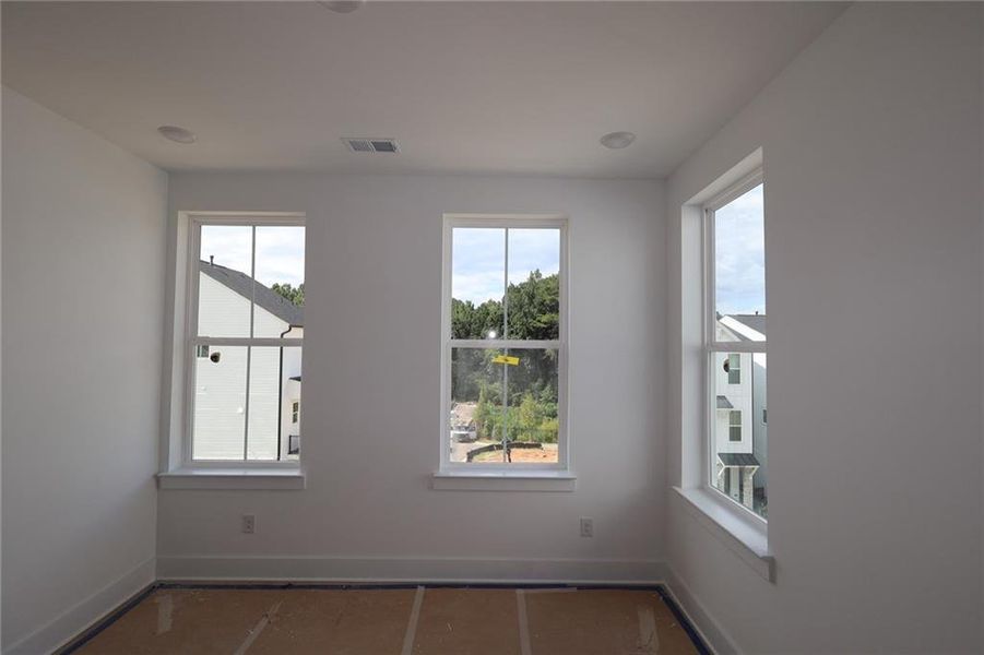 Image 15 of a home in Celesta.