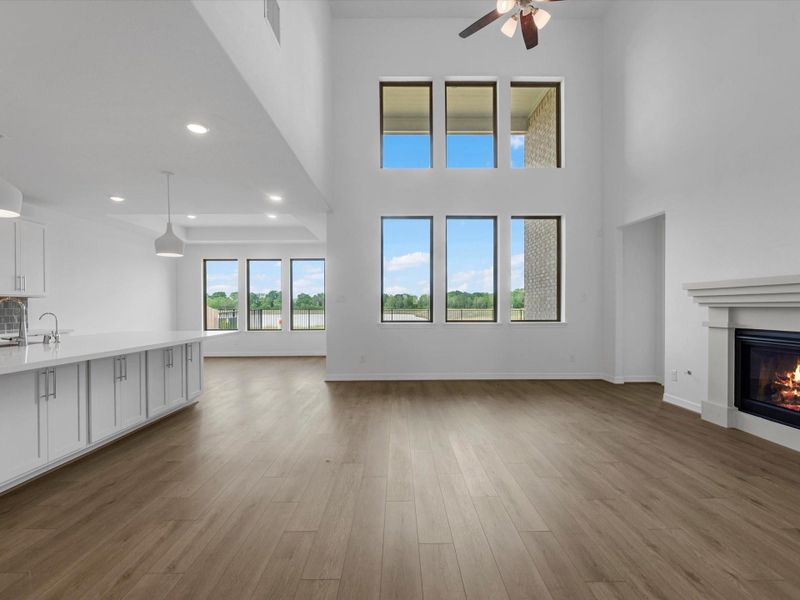 Spacious, unfurnished interior of a new home in Katy Lakes, Katy (Image 20).