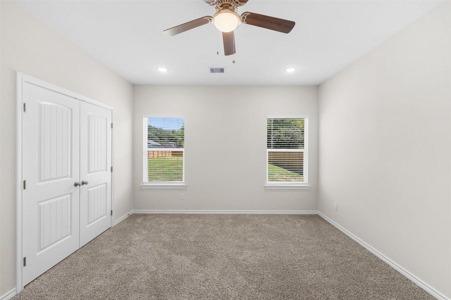 Spacious, unfurnished interior of a new home in , Columbus (Image 16).
