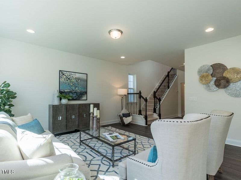 007_ Family Room 007_ Family Room