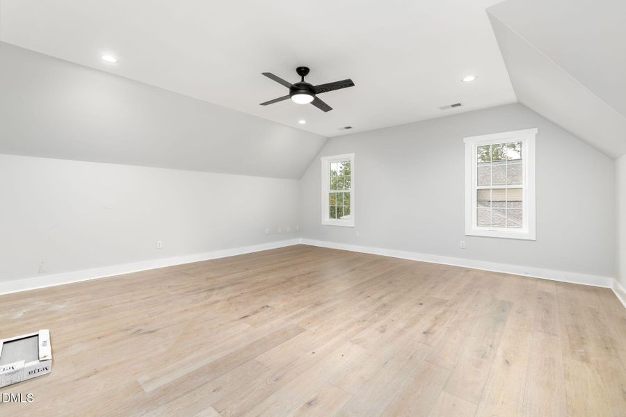 31-web-or-mls-Roanoke-Bend-28