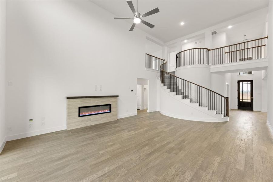 3730 Milwaulkee- Living Room-1 3730 Milwaulkee- Living Room-1