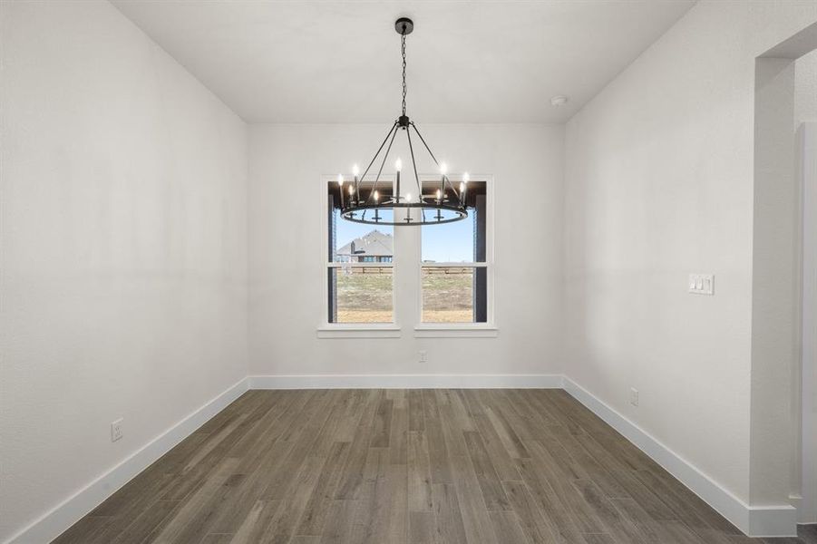 4867 Prairie Sky- Dining-1