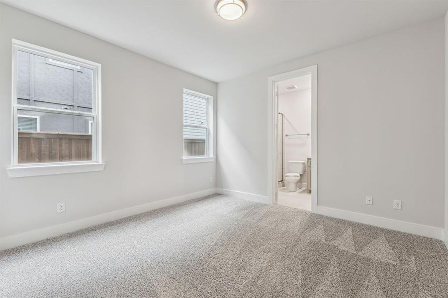 Spacious, unfurnished interior of a new home in SoHo Square, Dallas (Image 11). Spacious, unfurnished interior of a new home in SoHo Square, Dallas (Image 11).