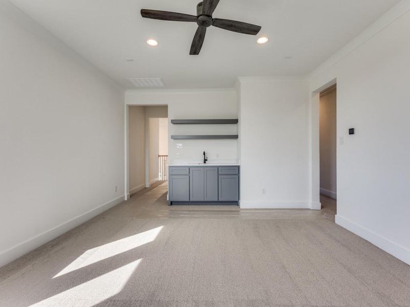 Spacious, unfurnished interior of a new home in The Bridges At Preston Crossing, Gunter (Image 14).