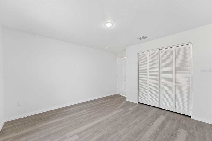 Spacious, unfurnished interior of a new home in , Ocklawaha (Image 18).