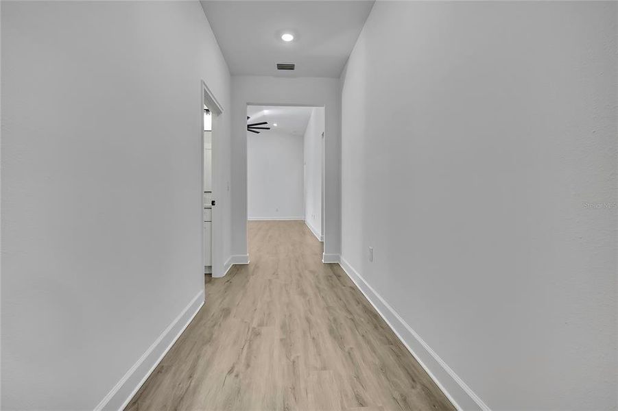 Spacious, unfurnished interior of a new home in , Weeki Wachee (Image 39).