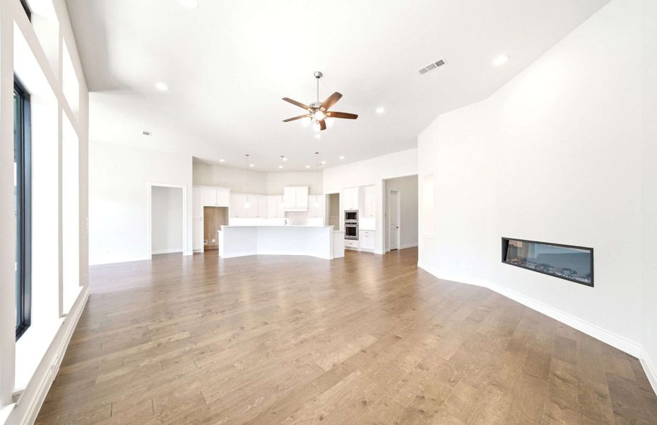 Representative unfurnished interior of a home built from the 2688AU by Ravenna Homes in Audubon 60′, Magnolia (Image 23).