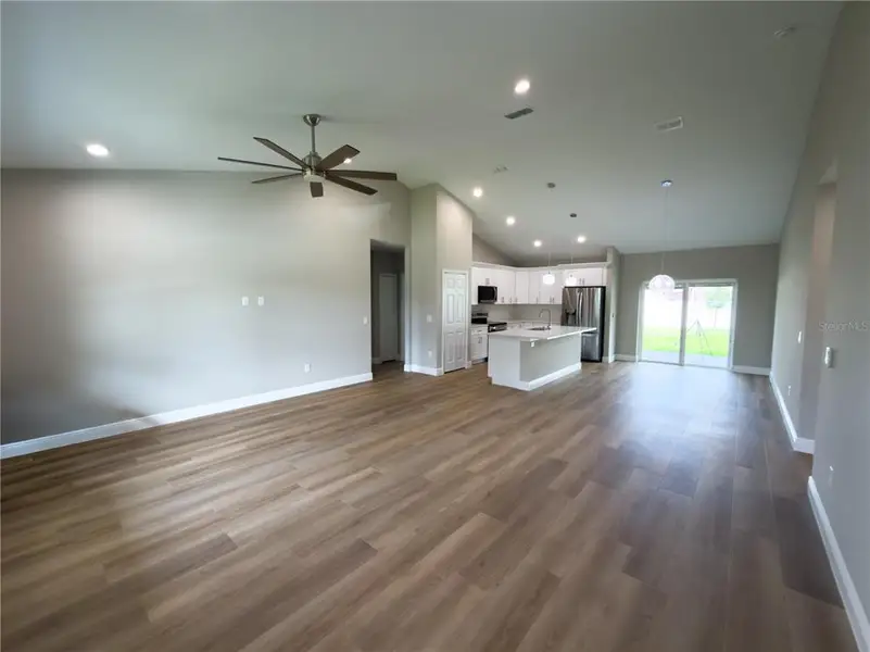 Spacious, unfurnished interior of a new home in , Deltona (Image 20).