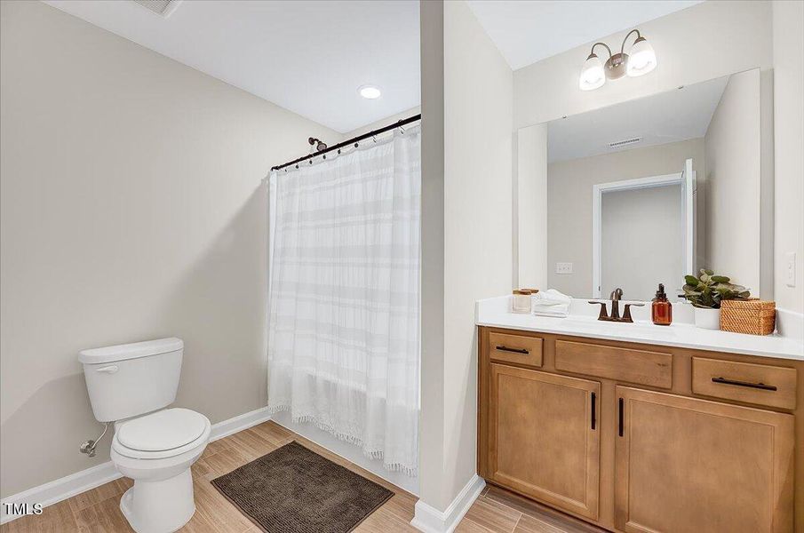 31-238 Harvester Rd-31