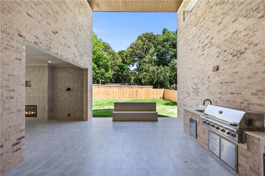 Exterior details and patio area of a home in , Lawrenceville (Image 39).